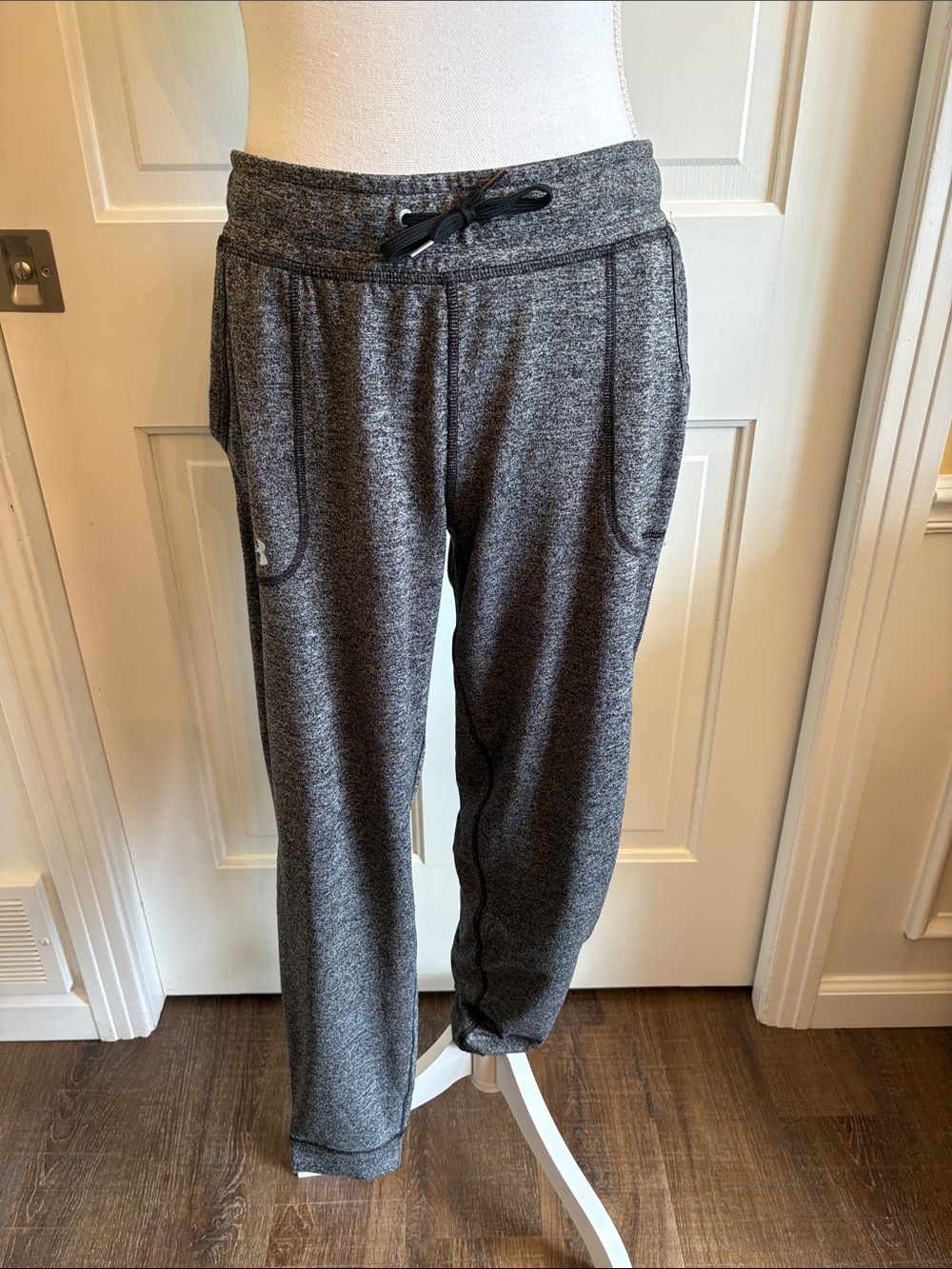 Under Armour Women's Gray Heather Jogger Track Pants